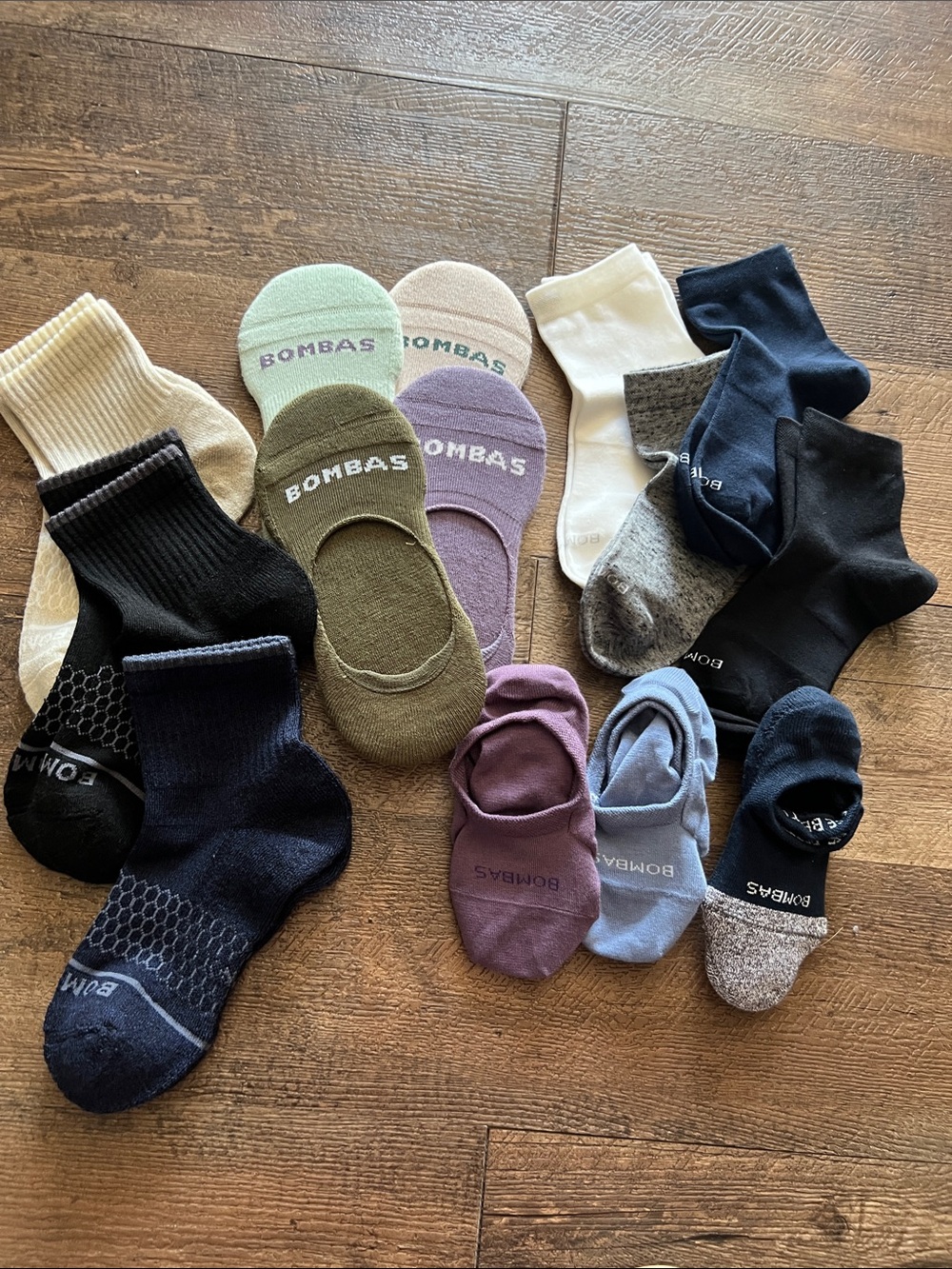 14 pair new Bombas socks sz small